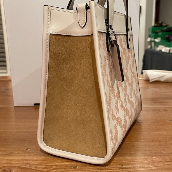 Coach CD750 Textured Field Tote 22 Horse & Carriage in Chalk White - Picture 11 of 16